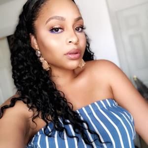 Meet your Posher, Bianca